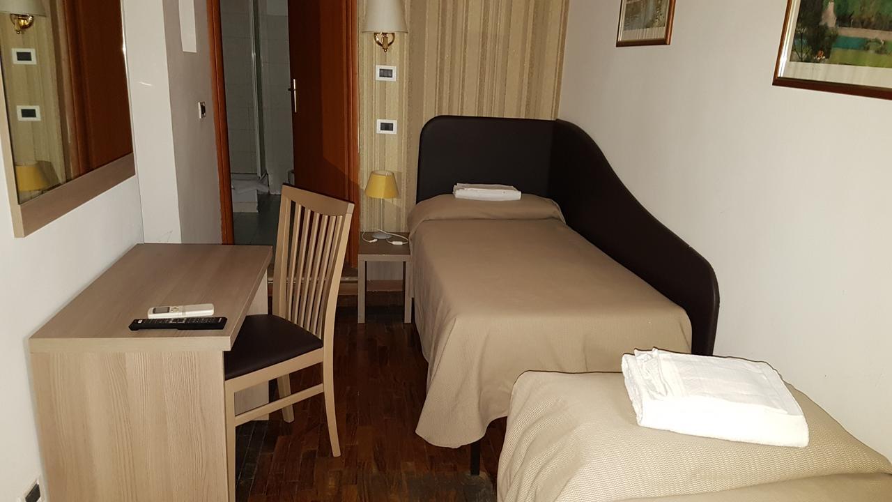 Hotel Il Castelletto ローマ エクステリア 写真