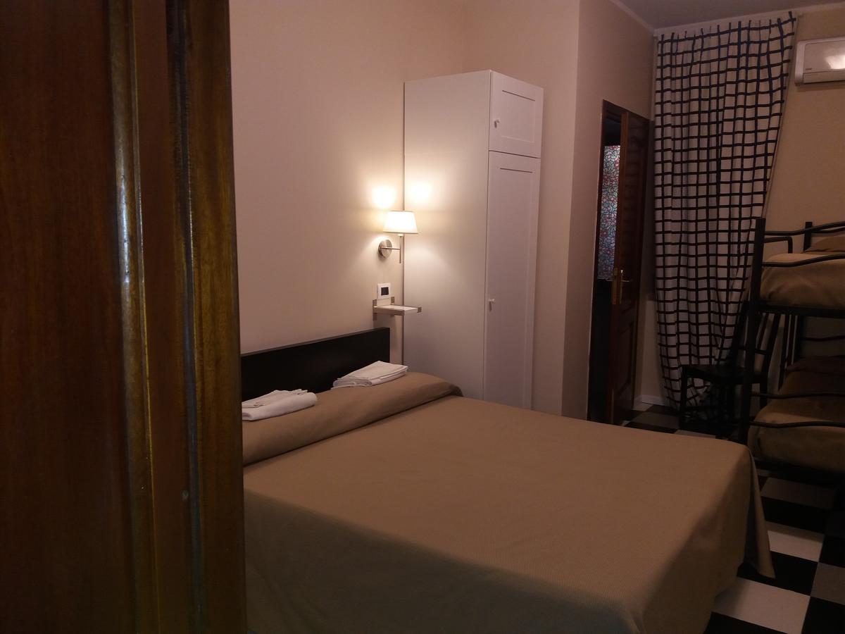 Hotel Il Castelletto ローマ エクステリア 写真